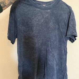 Women’s Lululemon Blue T-Shirt